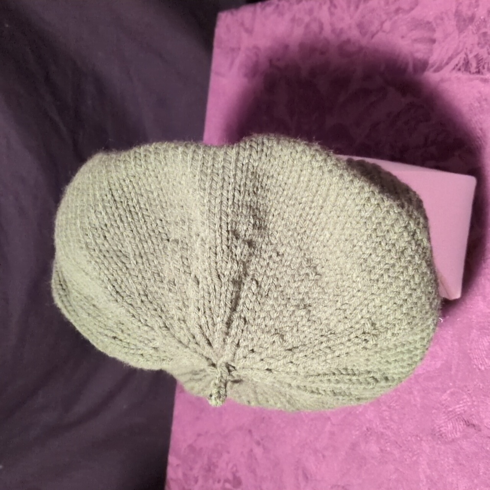 Hand Knit Acrylic Dark Olive Green French Beret Hat #02 - Picture 10 of 15
